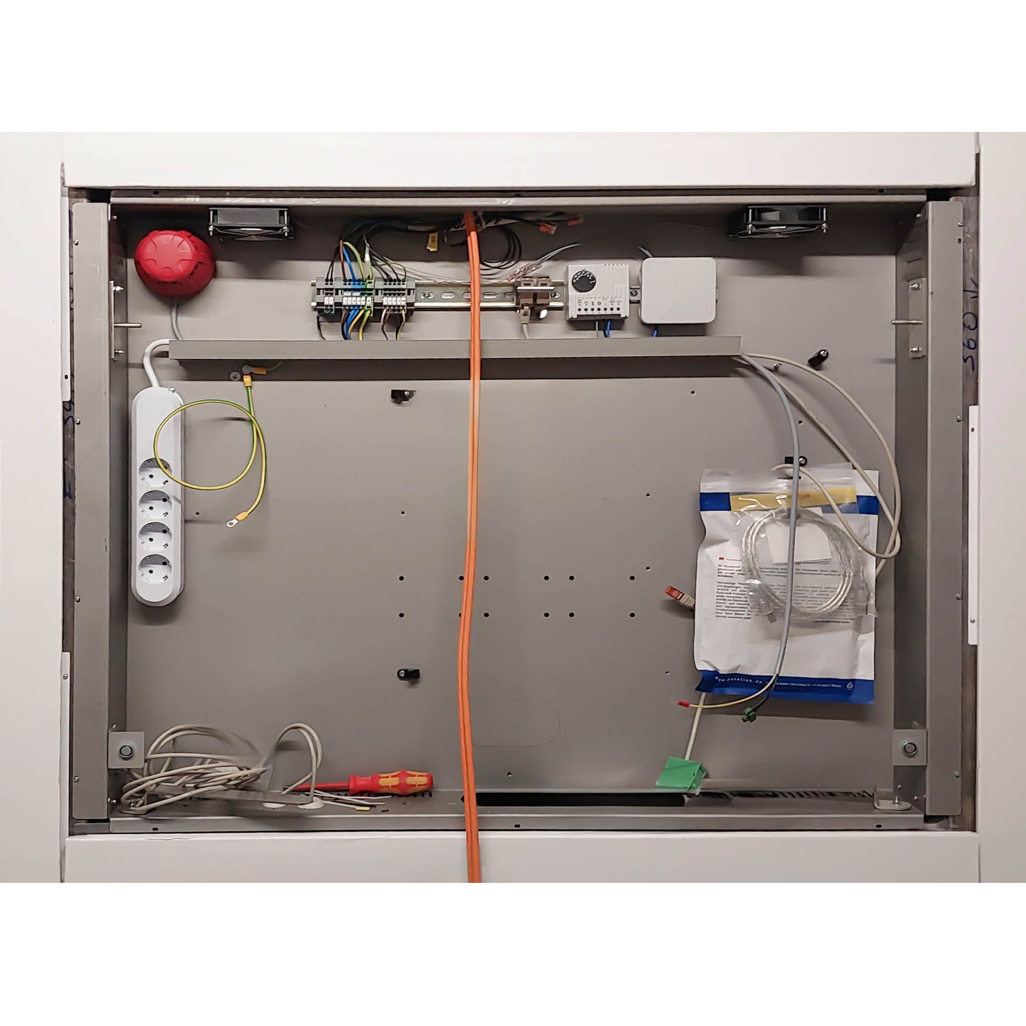 Gehäuse Einbaurahmen - HT Group Onlineshop