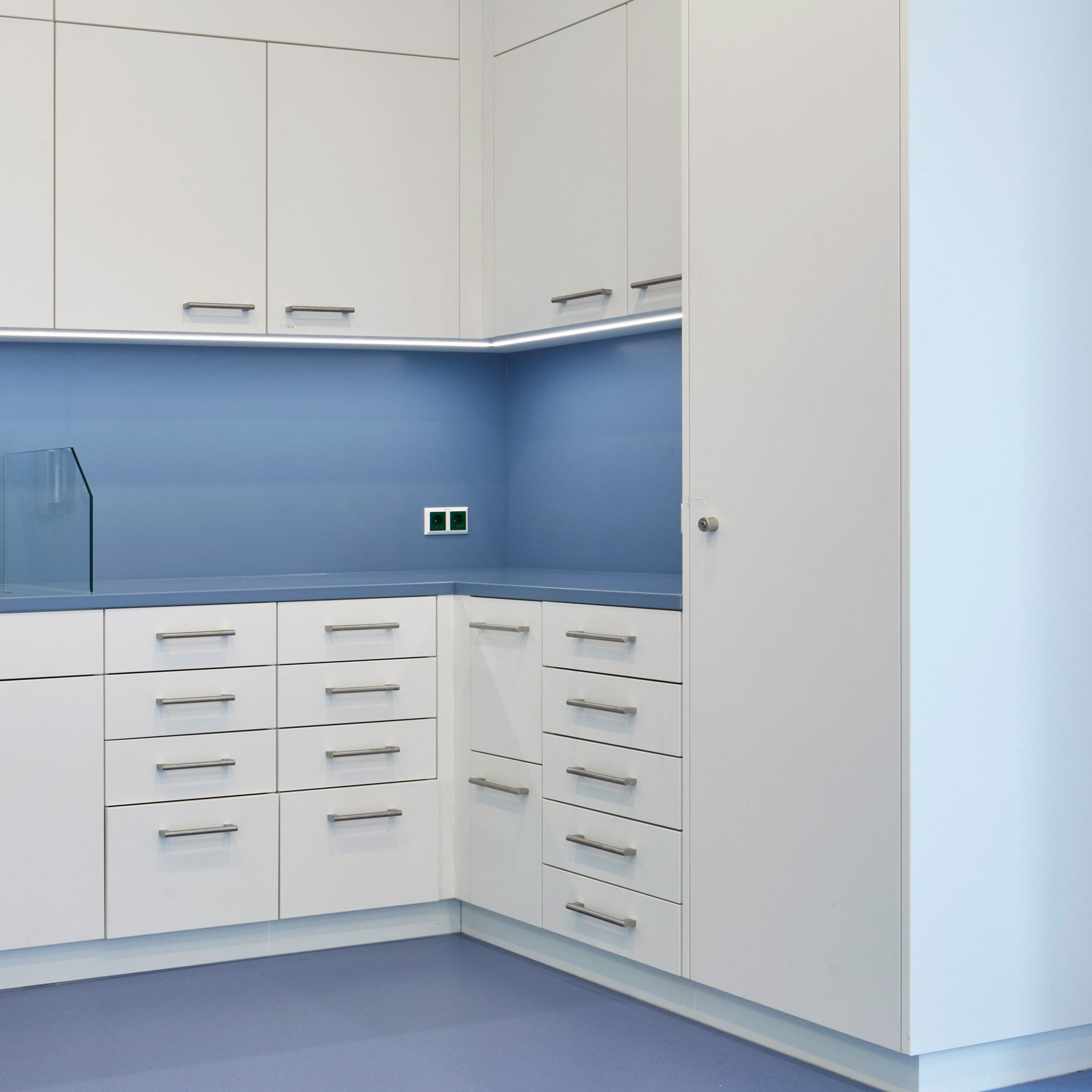 Unterbauschrank mit Schubladen - HT Group Onlineshop