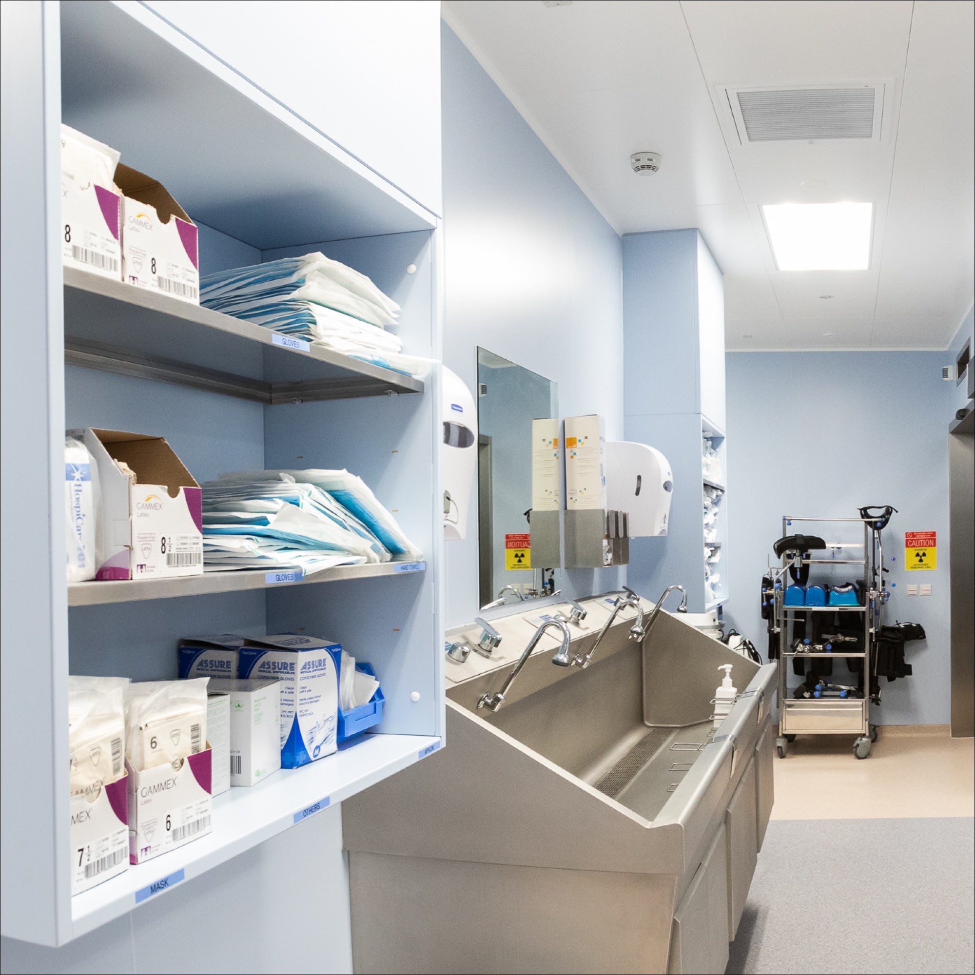 Wandschrank offen - HT Group Onlineshop