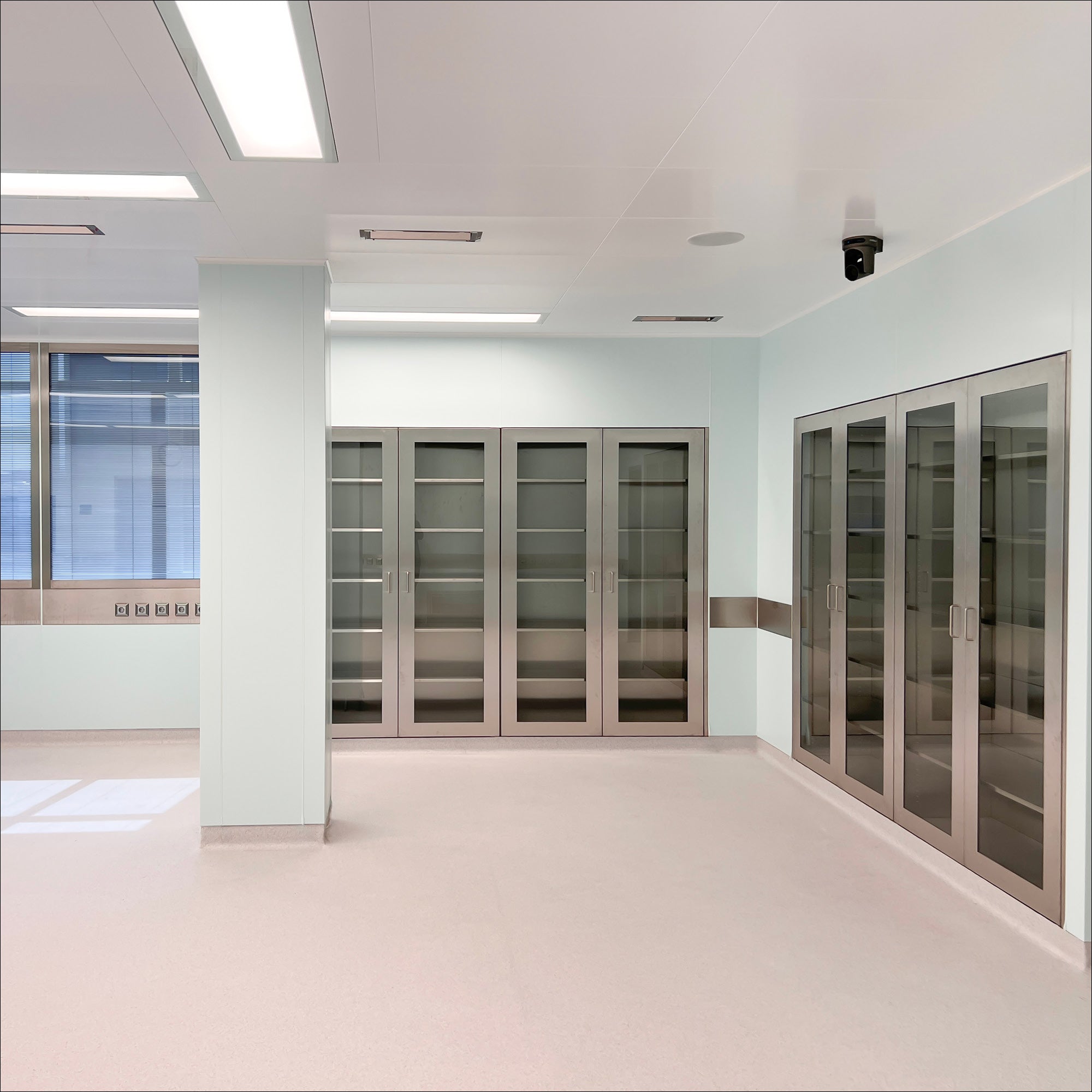 Einbauschrank mit einer oder zwei Flügeltüren - HT Group Onlineshop